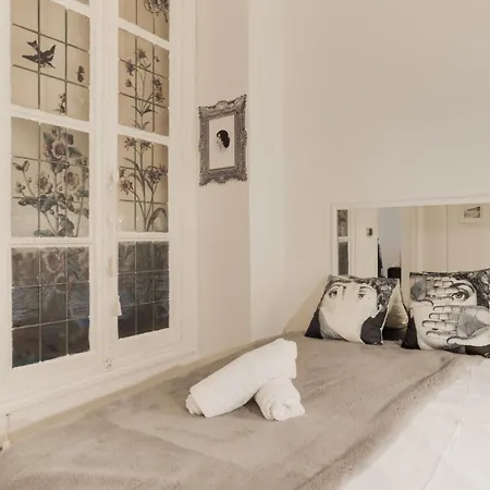 Guestready - Artsy Flat For 2 Near Opera Parigi